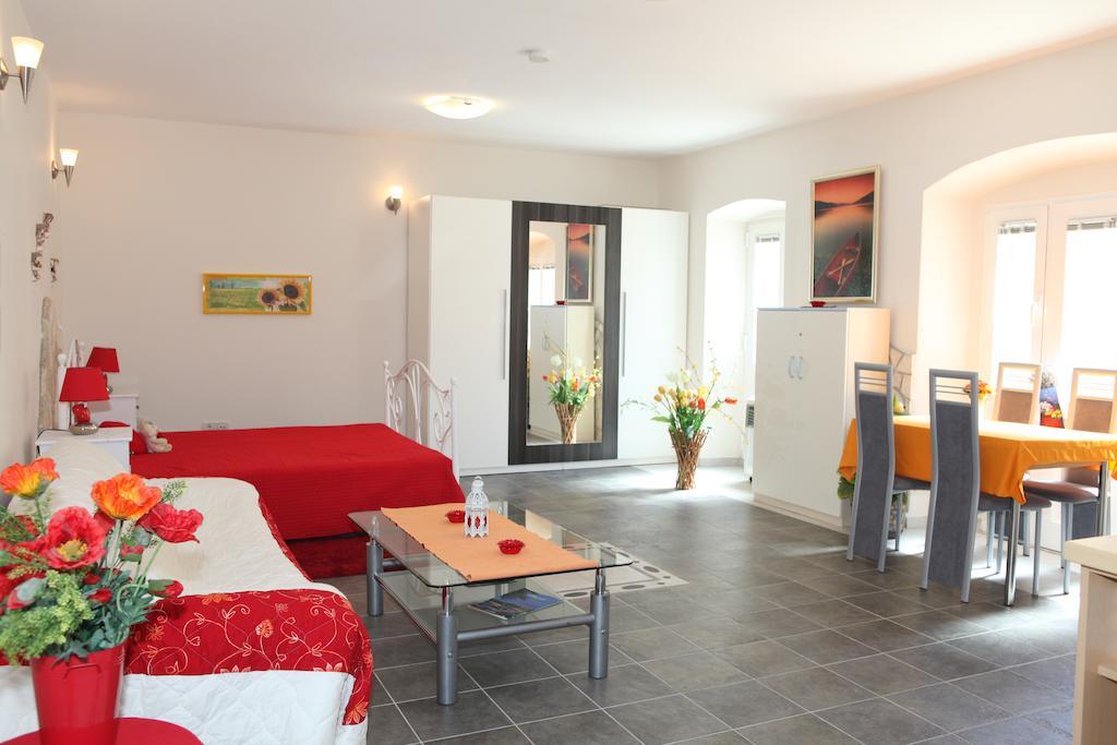 Holiday Home Villa Bella Vrsar Quarto foto